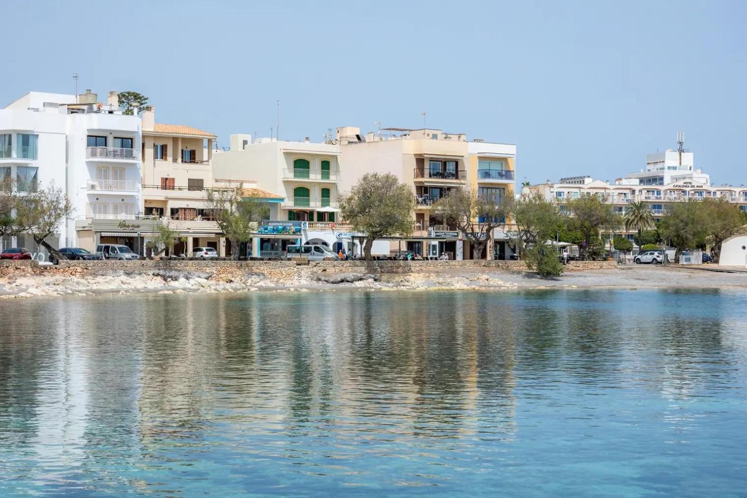 Apartamento Voramar MHM Seafront Cala Bona (Mallorca) Exterior foto